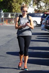 Reese Witherspoon - Leaving the Gym in Brentwood 9/15/2016 