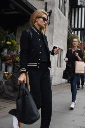 Rosie Huntington-Whiteley Shops at Liberty in London 9/21/2016
