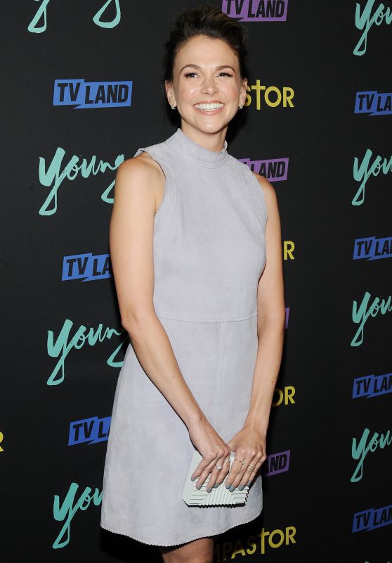 Sutton Foster – ‘Younger’ Season 3 and ‘Impastor’ Season 2 Premiere in New York Premiere 9/27/ 2016