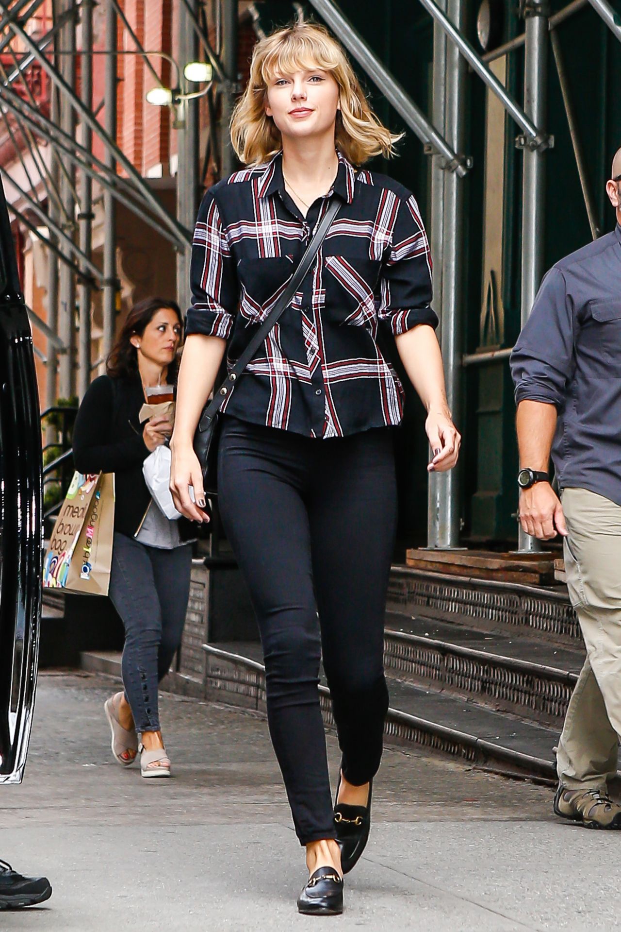 Taylor Swift Casual Style - Tribeca, NYC 9/28/ 2016