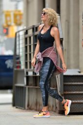 Taylor Swift in Leggings - Leaving a Gym in NY 9/6/2016 