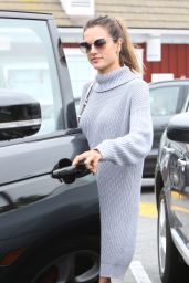 Alessandra Ambrosio Street Style - Out in Brentwood 10/12/2016
