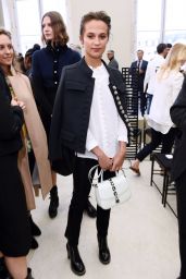 Alicia Vikander at Louis Vuitton Show - Paris Fashion Week 10/05/2016