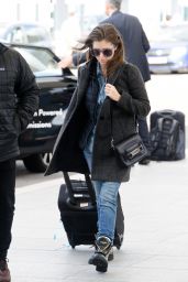 Anna Kendrick Travel Outfit - Flying Out of Heathrow Airport in London 10/04/2016