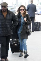 Anna Kendrick Travel Outfit - Flying Out of Heathrow Airport in London 10/04/2016
