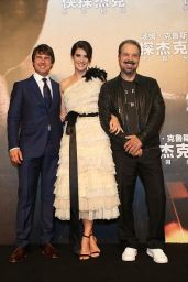 Cobie Smulders & Tom Cruise - Press Conference of Jack Reacher: Never Go Back in Shanghai, China 10/12/2016