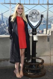 Dakota Fanning - Lights The Empire State Building in Honor Of International Day of the Girl 10/11/2016 