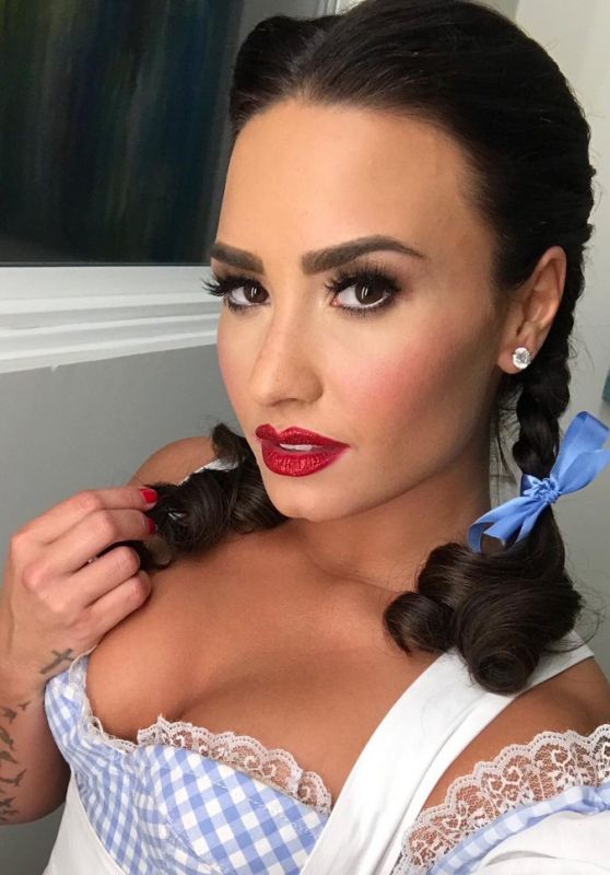 Demi Lovato in Dorothy Costume -  Halloween Party 10/29/ 2016