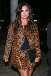 Demi Lovato - Out For Dinner at New Hollywood Hotspot CATCH in West Hollywood 10/22/ 2016