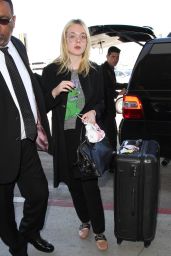 Elle Fanning is Seen at LAX in Los Angeles 10/6/2016