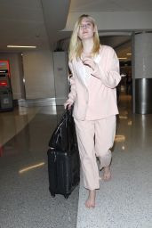 Elle Fanning Travel Outfit - LAX Airport in Los Angeles 10/11/2016 