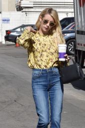 Emma Roberts at the Coffee Bean and Tea Leaf in West Hollywood 10/19/ 2016 