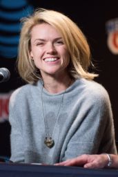 Erin Richards - Gotham Panel at New York Comic Con 10/8/2016 