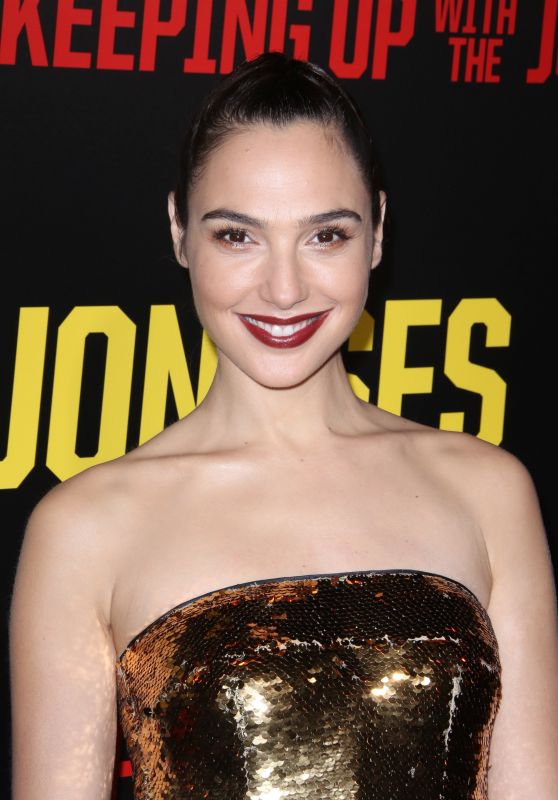 Gal Gadot – ‘Keeping Up with the Joneses’ Premiere in Los Angeles 10/8/2016