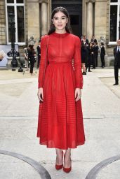 Hailee Steinfeld - Valentino Show at Paris Fashion Week 10/2/2016