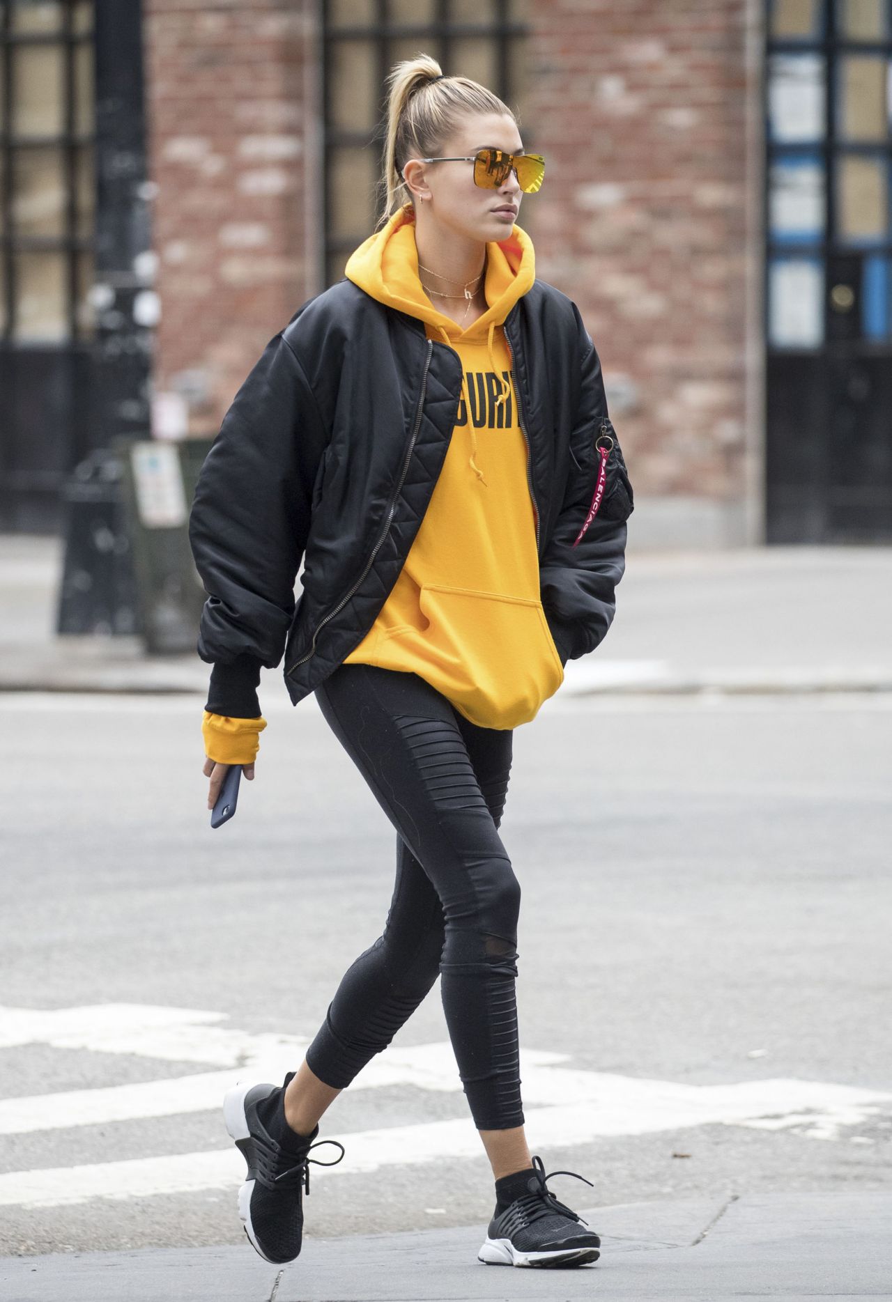 Hailey Baldwin Out and About in NYC May 23, 2016 – Star Style