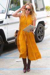 Hilary Duff at 901 Hair Salon in Los Angeles 10/27/ 2016 