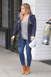 Hilary Duff Casual Outfit - Running Errands For Mattress Shopping, Studio City 10/23/2016