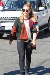 Hilary Duff CAsual Style - Farmers Market in Los Angeles 10/11/2016
