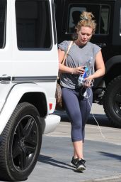 Hilary Duff in Leggings - Leaving the Gym in Los Angeles 10/8/2016