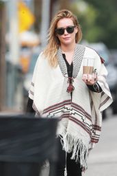 Hilary Duff - Stops to Get Her Morning Coffee on a Rainy Day in Studio City, 10/17/2016