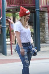 Hilary Duff Street Style - At a Park in Beverly Hills 10/16/2016 