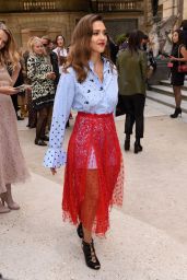 Jessica Alba Arrives at the Valentino Show - Paris Fashion Week 10/2/2016