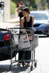 Jessica Alba - Shopping at Bristol Farms in Beverly Hills 10/9/2016 