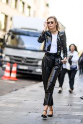 Karlie Kloss Chic Outfit - Paris, France 10/4/2016