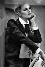 Karolina Kurkova - Photoshoot for Glamour Italy November 2016 