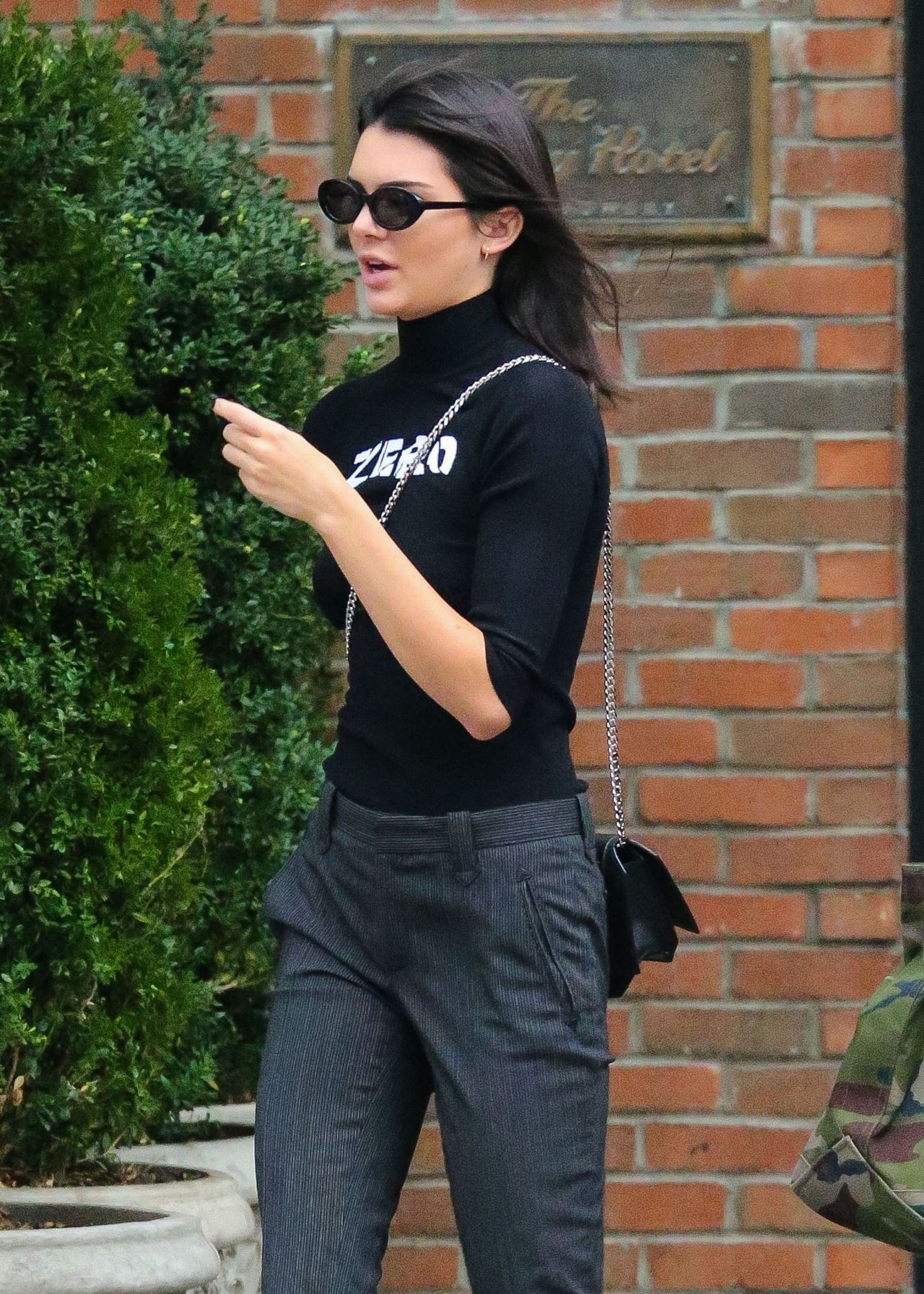 Kendall Jenner Casual Style - Leaving the Bowery Hotel in NYC