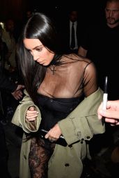 Kim Kardashian at Balenciaga Show - Paris Fashion Week in Paris 10/2/2016