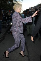 Kristen Stewart Style - Leaving Her Downtown Hotel in NYC 10/5/2016