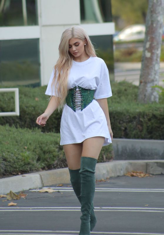 Kylie Jenner - Out in LA 10/17/2018 