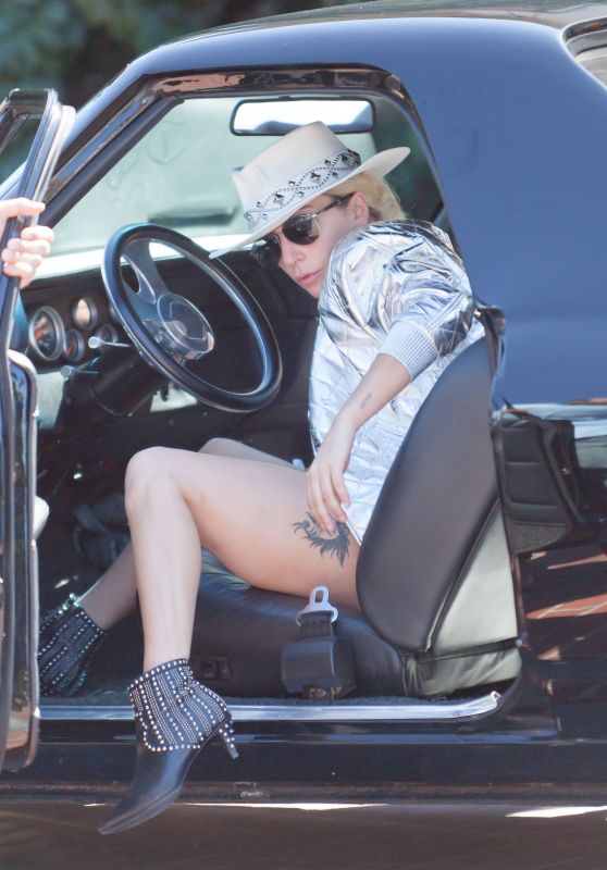 Lady Gaga Shows Off Her Legs - Out in Westlake Village 10/1/2016