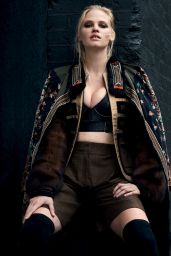 Lara Stone -Photoshoot for Vogue Turkey, October 2016