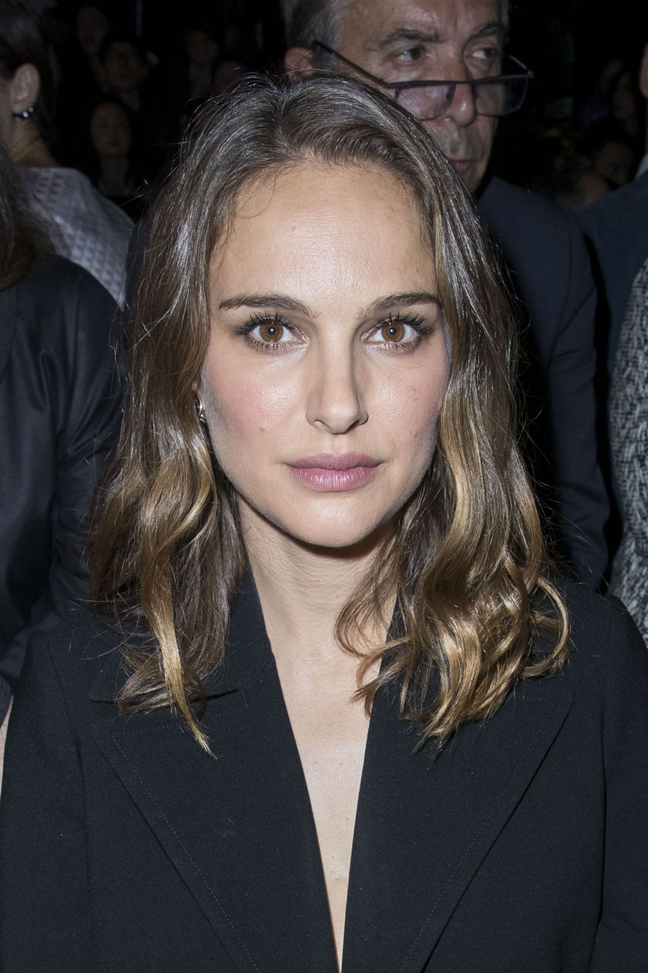 Natalie Portman Christian Dior Show Paris Fashion Week 9 30 2016 