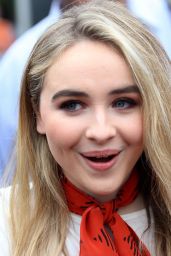 Sabrina Carpenter - Tapes an Episode of 'EXTRA' TV Live in Los Angeles ...