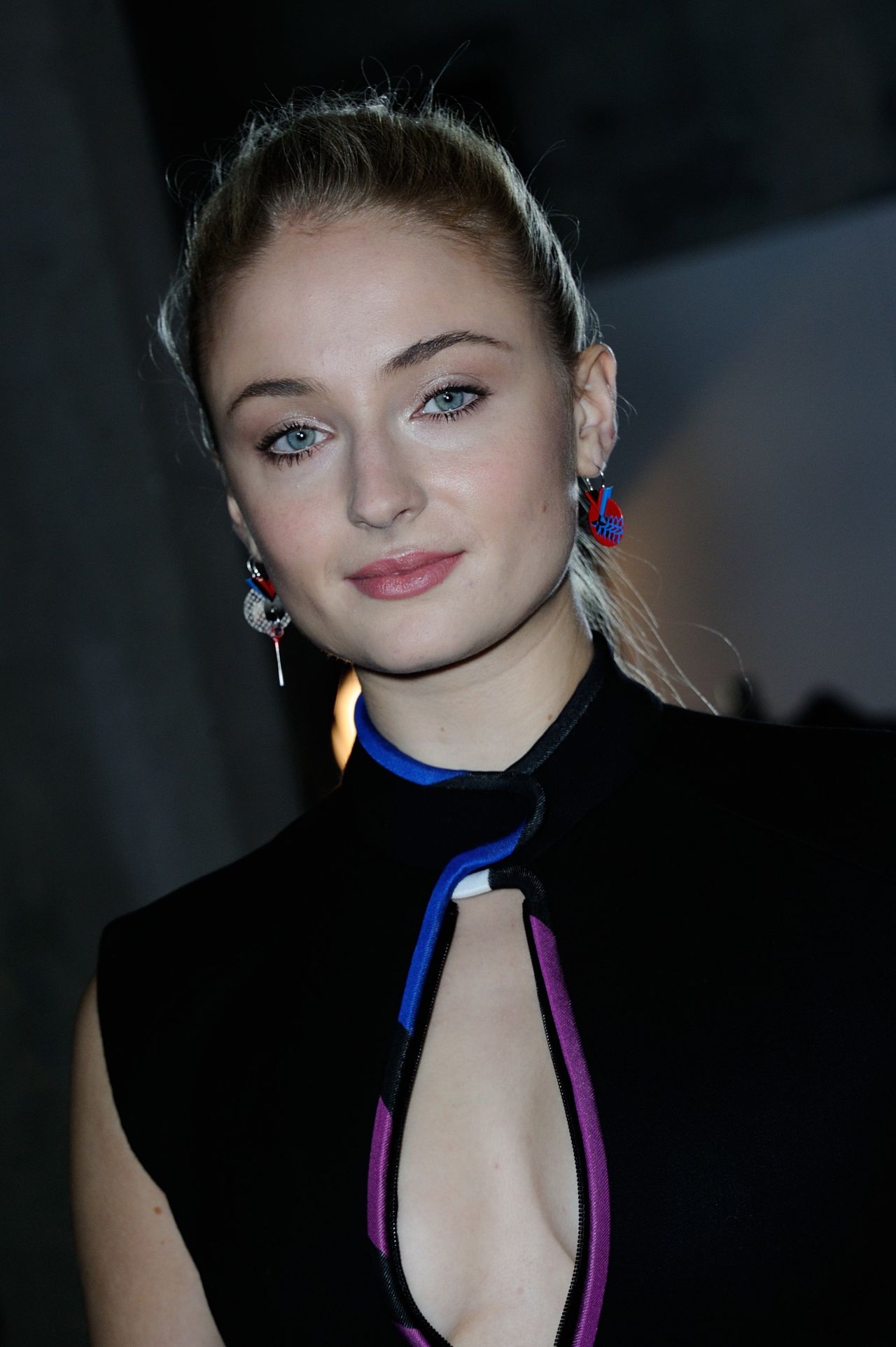 best of sophie turner on X: NEW 📷 Sophie Turner at the Louis Vuitton  Photocall - Paris Fashion Week - Womenswear Spring/Summer 2023   / X