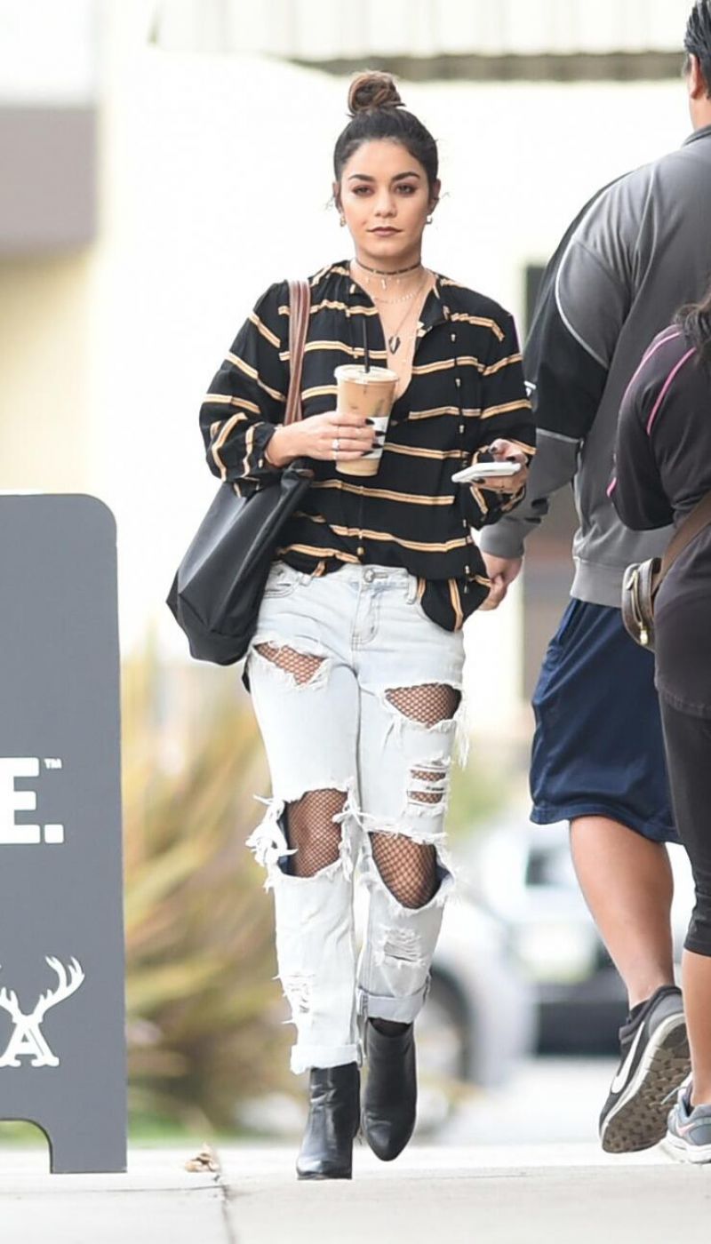 Vanessa Hudgens in Ripped Jeans - Getting Coffee in Los Angeles - 10/26