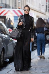 Alessandra Ambrosio Style - Paris 11/28/ 2016