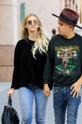 Ashlee Simpson Street Style - Out in Beverly Hills 11/28/ 2016 