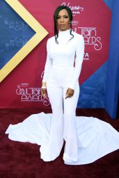 Elise Neal - Soul Train Awards 2016 at The Orleans Arena in Las Vegas