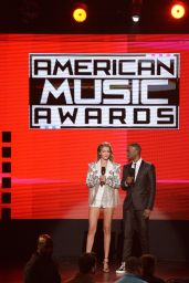 Gigi Hadid – 2016 American Music Awards in Los Angeles