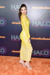 Hailee Steinfeld - Nickelodeon Halo Awards in New York 11/11/ 2016 