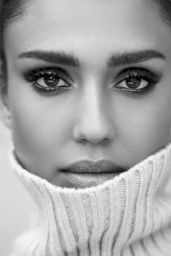 Jessica Alba - Photoshoot for Shape Magazine - October 2016