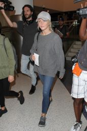 Julianne Hough at LAX Airport in Los Angeles 11/09/2016
