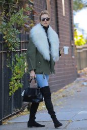 Karlie Kloss Autumn Style - New York, November 2016