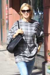 Kelly Rutherford - Running Errands in Beverly Hills 11/14/2016 