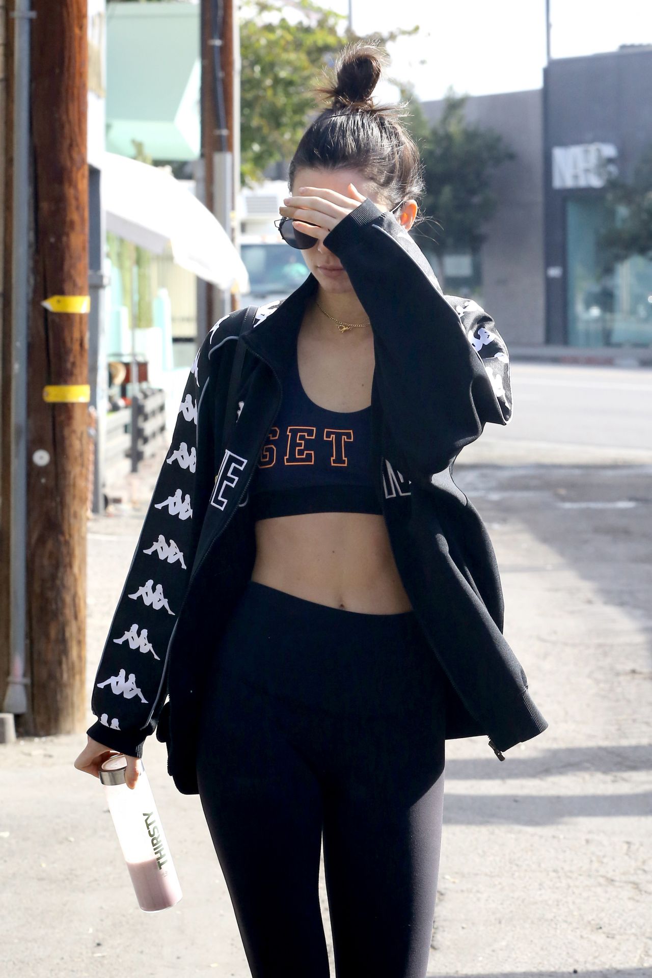 Kendall Jenner Going To the Gym July 27, 2017 – Star Style